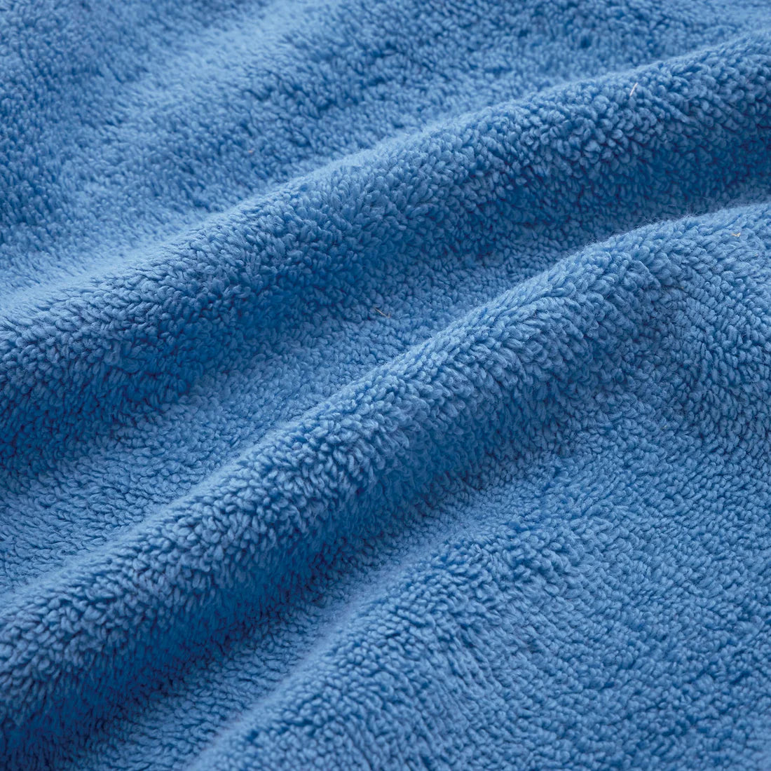 Cirrus Ocean Blue Bath Towel - Ultra Soft 100% Cotton