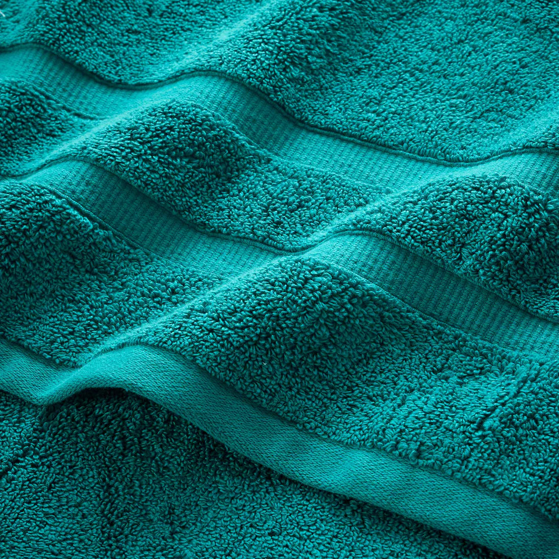 Signum Vivid Teal Bath Towel – Soft & Absorbent Cotton